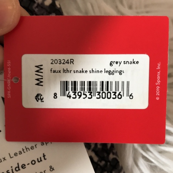 NWT SPANX Faux Leather Snake Shine Leggings - Picture 5 of 6